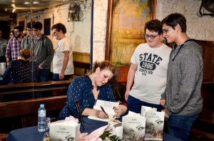 Presentación de La gelba en Sevilla por Carlos Jordán.