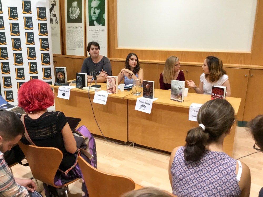 I Jornadas de Fantasía Literaria en Casa de Libro Sevilla organizadas por Adriana Tejada. Escritora