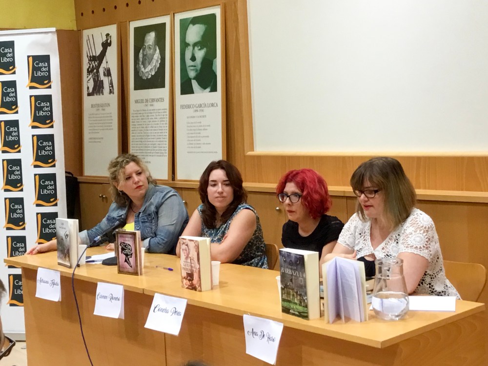 I Jornadas de Fantasía Literaria en Casa de Libro Sevilla organizadas por Adriana Tejada. Escritora