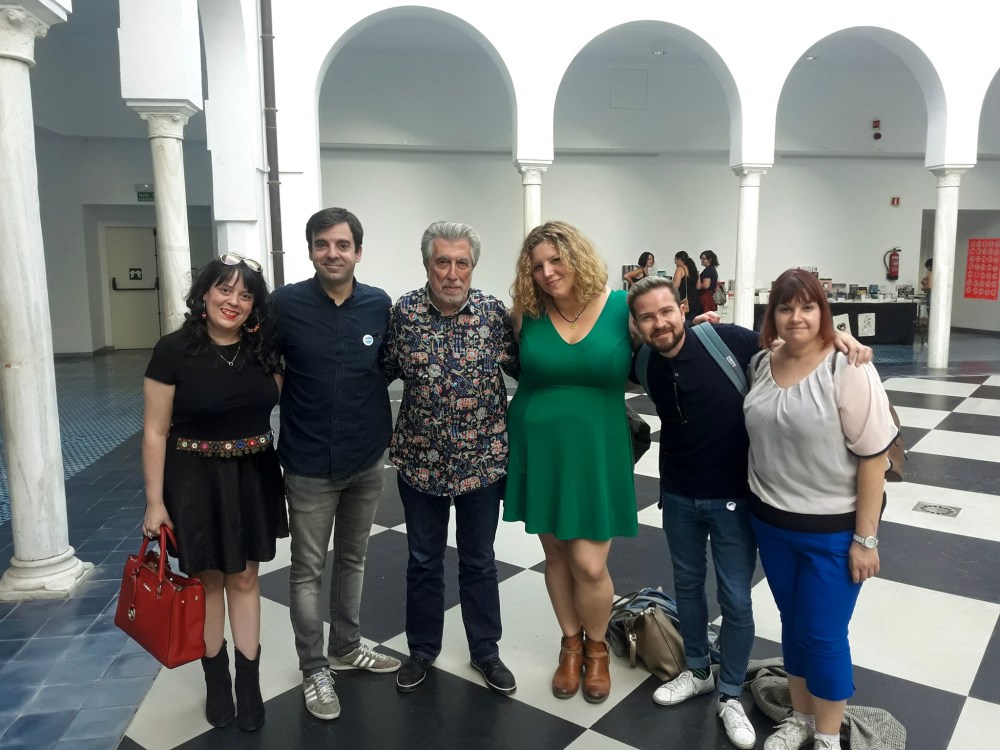 De izq a der estamos Sandra Andrés, David Lozano, Jordi Sierra i Fabra, yo misma, Fer Alcala y Adriana en la Andalucia Reader Con_Adriana Tejada Escritora 